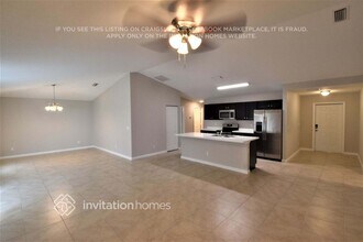 657 SW Duval Ave in Port St. Lucie, FL - Building Photo - Building Photo