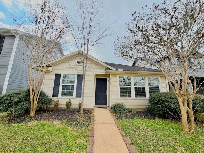 property at 10667 Cobblecreek Way