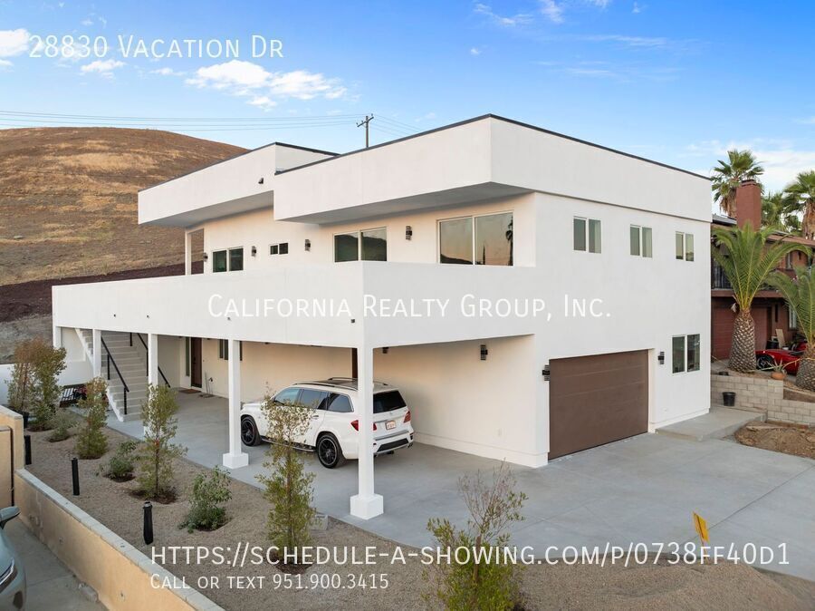 28830 Vacation Dr in Canyon Lake, CA - Building Photo