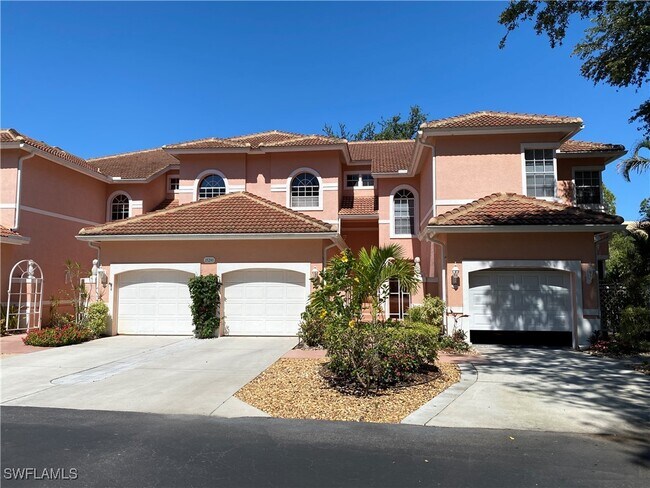 15200 Cedarwood Ln