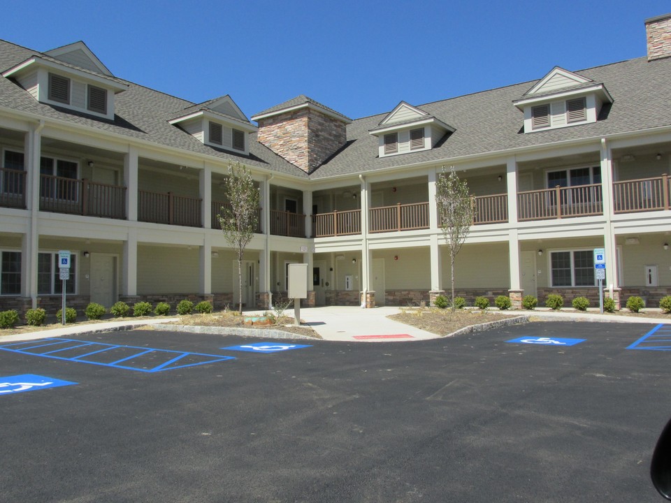 Freedom Village at Hopewell in Ewing, NJ - Building Photo