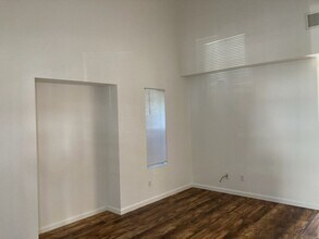 2012 Northfield Dr in Santa Rosa, CA - Building Photo - Building Photo