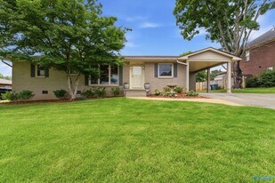 104 Westchester Ave SW in Huntsville, AL - Building Photo