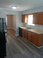 120 S Sterling Ave in Sugar Creek, MO - Building Photo - Building Photo