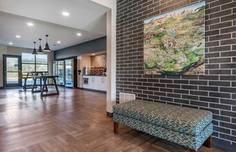 Furnished Studio-Tampa - Gibsonton in Gibsonton, FL - Foto de edificio - Building Photo