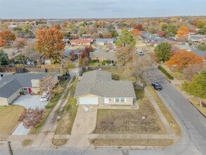 3345 High Lark Dr in Dallas, TX - Building Photo - Building Photo