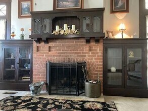 1002 S Day St in Brenham, TX - Building Photo - Building Photo
