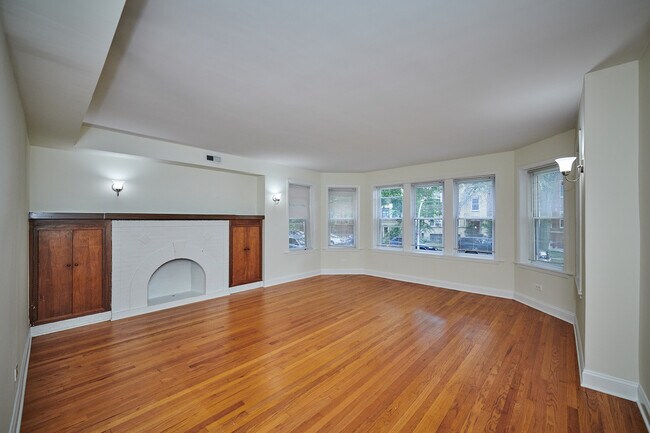 6330 N Rockwell St in Chicago, IL - Foto de edificio - Building Photo