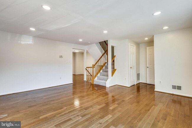 3032 Braxton Wood Ct in Fairfax, VA - Building Photo - Building Photo