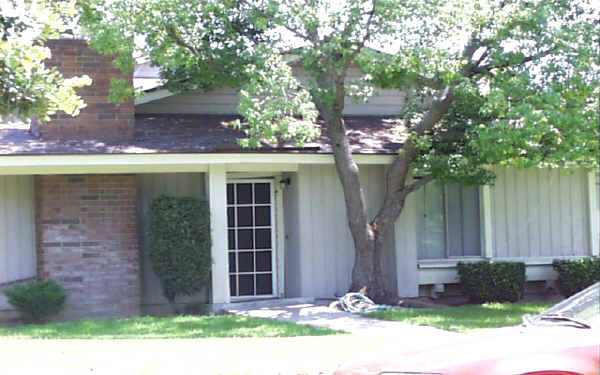 140 Linda Way in Upland, CA - Building Photo - Building Photo