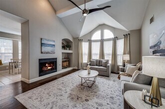 4621 Hinton Dr in Plano, TX - Foto de edificio - Building Photo