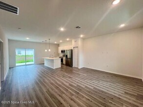 214 San Marino Rd SW in Palm Bay, FL - Building Photo - Building Photo