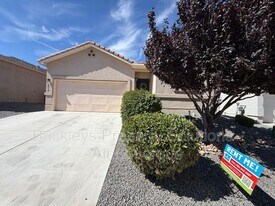 5815 Mafraq Ave NW in Albuquerque, NM - Building Photo