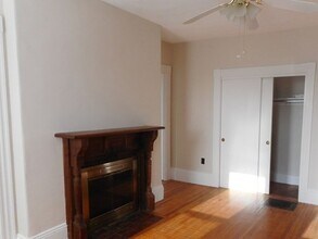 93 Rockland Ave, Unit 1 in Malden, MA - Building Photo - Building Photo