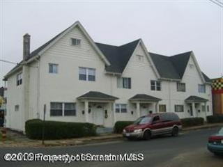 1001 Washburn St in Scranton, PA - Foto de edificio