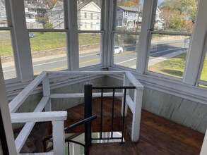 111 Union St in Vernon, CT - Foto de edificio - Building Photo