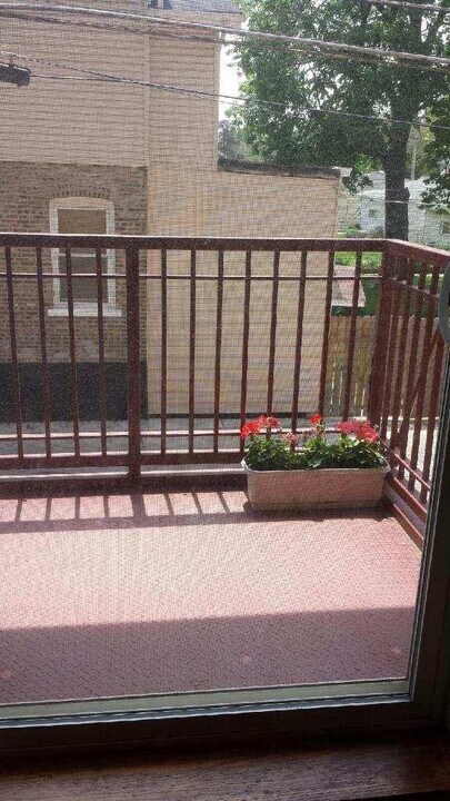 6238 26th St, Unit 208 in Berwyn, IL - Foto de edificio