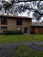 2204 NW 37th Ave in Coconut Creek, FL - Building Photo - Building Photo
