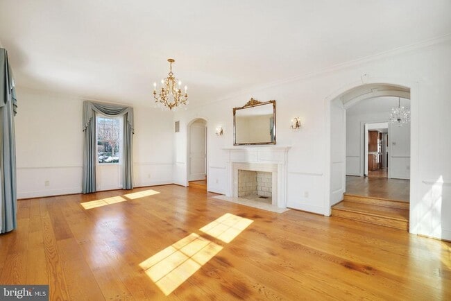 513 Cathedral Dr in Alexandria, VA - Building Photo - Building Photo