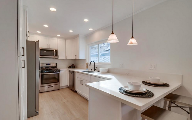 5718 Campanile Way in San Diego, CA - Building Photo - Building Photo