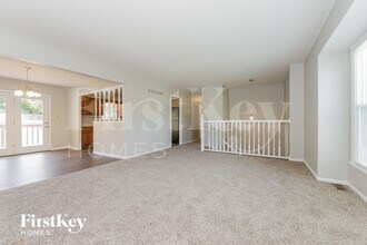 18901 S Ash St, Unit 4557 1/2 in Belton, MO - Foto de edificio - Building Photo