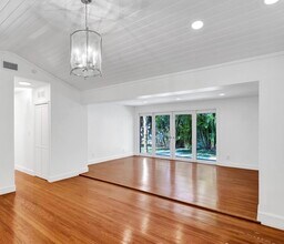 20 NW 101st St in Miami Shores, FL - Building Photo - Building Photo