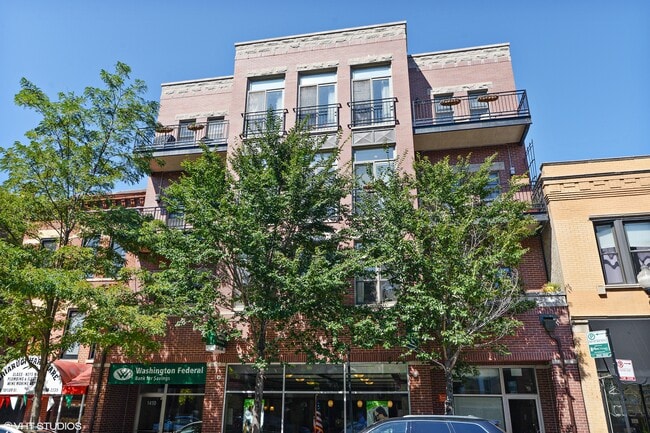 property at 1408 W Taylor St