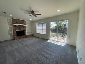2612 Avenida Loop in Irving, TX - Building Photo - Building Photo