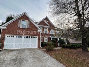 7170 Belcrest Dr in Duluth, GA - Building Photo - Building Photo