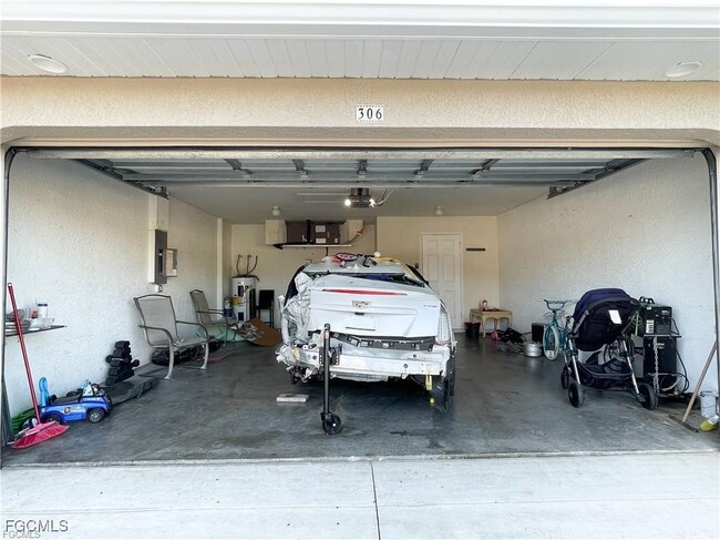 306 SW 24th Ave in Cape Coral, FL - Building Photo - Building Photo