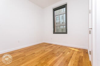 123 Melrose St, Unit 827 in Brooklyn, NY - Building Photo - Building Photo