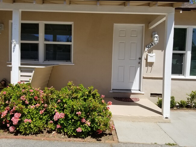 5047 Topanga Canyon Blvd, Unit Duplex 5047