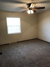 423 George St in Alton, IL - Building Photo - Building Photo