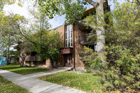 Crescent Heights Apartments in Calgary, AB - Building Photo - Building Photo