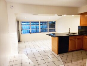 5150 NE 17th Terrace in Fort Lauderdale, FL - Building Photo - Building Photo