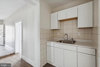 20 S Village Ave in Exton, PA - Building Photo - Building Photo