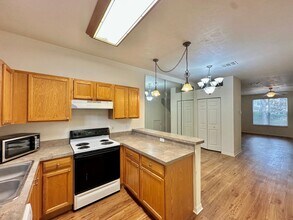 3543 SW 30th Way in Gainesville, FL - Building Photo - Building Photo