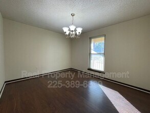 4513 Woodlyn Dr in Baton Rouge, LA - Building Photo - Building Photo