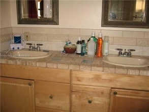 1804 SW 95th Terrace in Miramar, FL - Building Photo - Building Photo