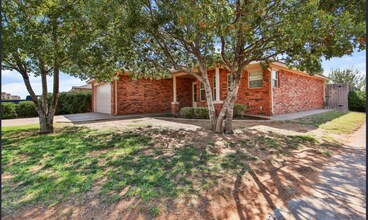 2117 99th St in Lubbock, TX - Building Photo - Building Photo