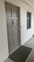 3150 N Palm Aire Dr in Pompano Beach, FL - Building Photo