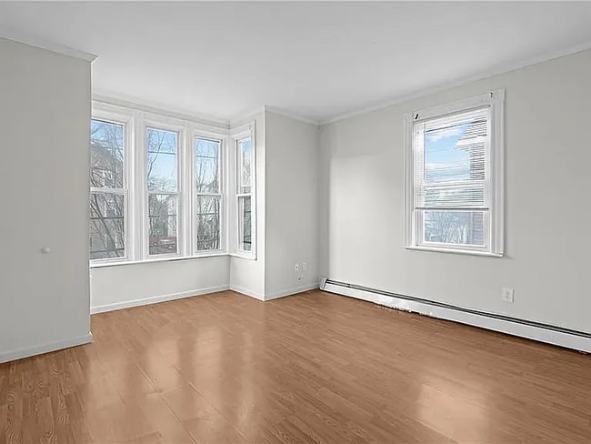 77 Pekin St, Unit Unit 2