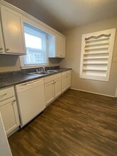 1409 S Kickapoo Ave in Springfield, MO - Building Photo - Building Photo