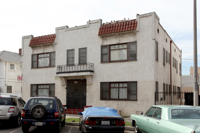 715-723 Lime Ave in Long Beach, CA - Building Photo - Building Photo