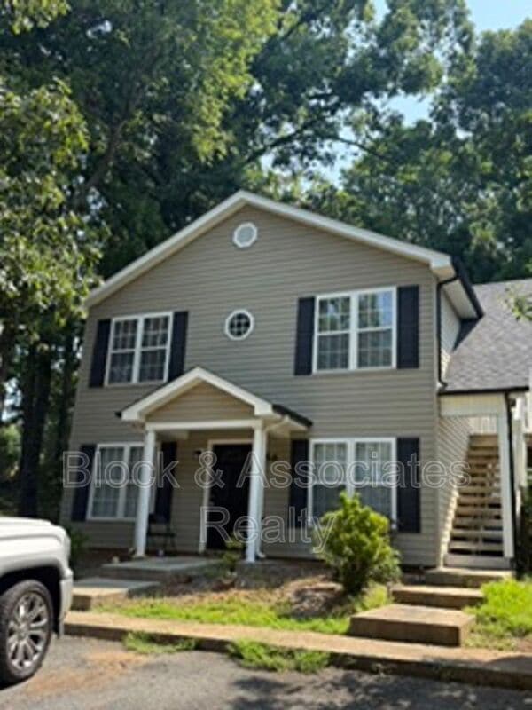 656 Cascade Ave