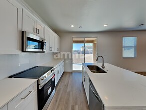 18444 W El Cortez Pl in Surprise, AZ - Building Photo - Building Photo