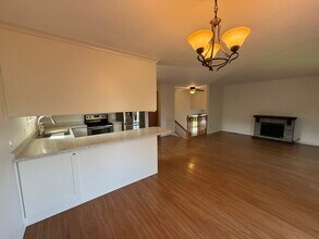 5570 Dove Ct in Lolo, MT - Foto de edificio - Building Photo