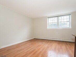 48 Elm St in Morristown, NJ - Building Photo - Building Photo