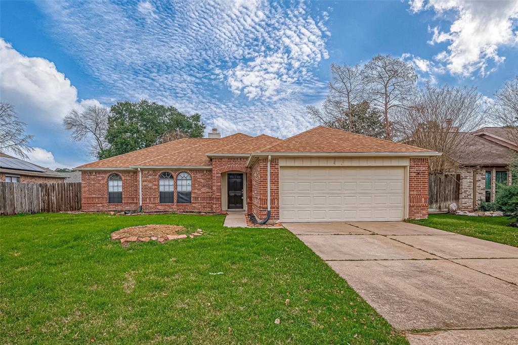 19614 Hunt Lake Ln in Houston, TX - Building Photo