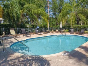 12975 Tiger Eye Dr in Venice, FL - Building Photo - Building Photo